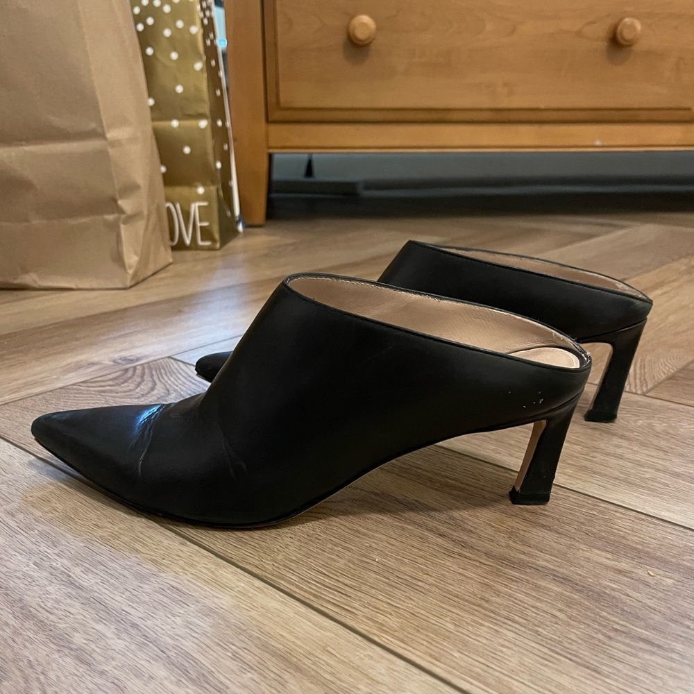 Stuart Weitzman Women's MIRA Mule
